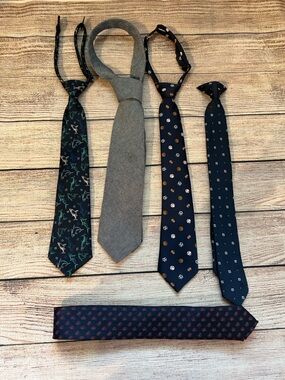 Little Boy’s Lot of Neck Ties